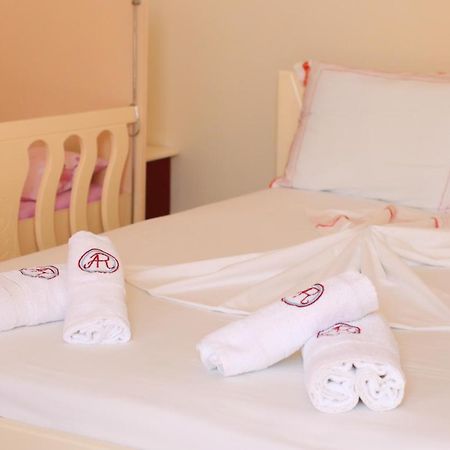 Apartments Vila Roboci Saranda Kültér fotó