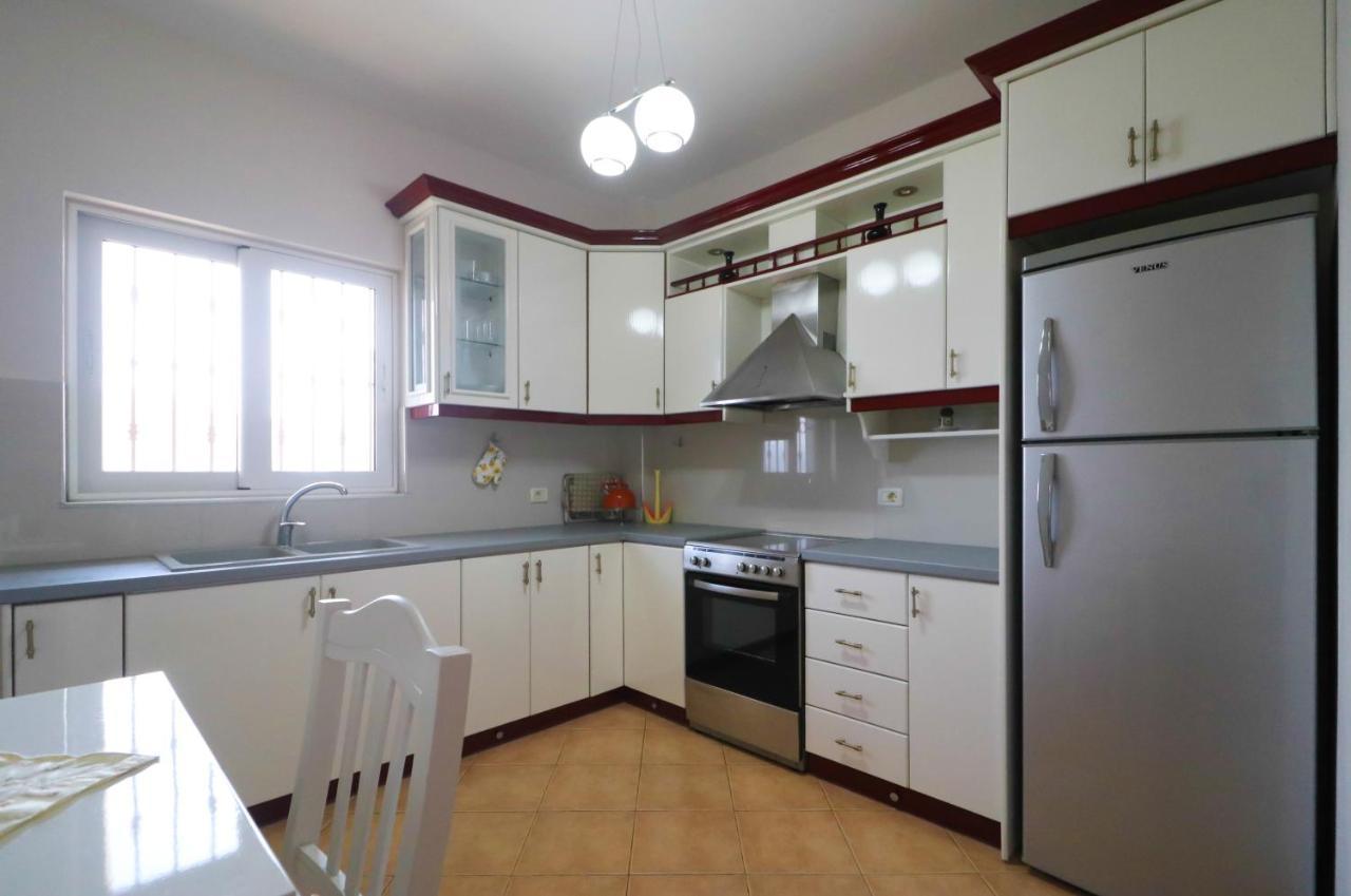 Apartments Vila Roboci Saranda Kültér fotó