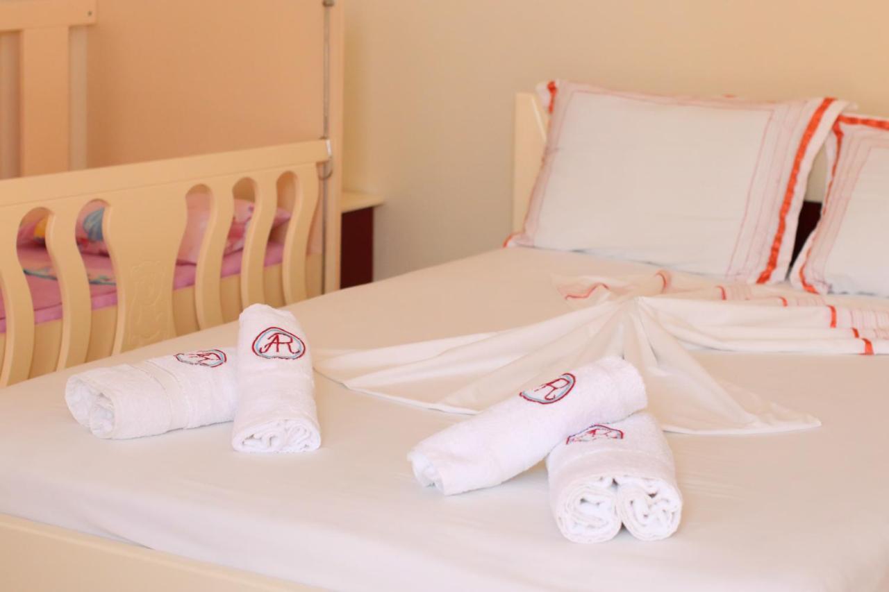 Apartments Vila Roboci Saranda Kültér fotó