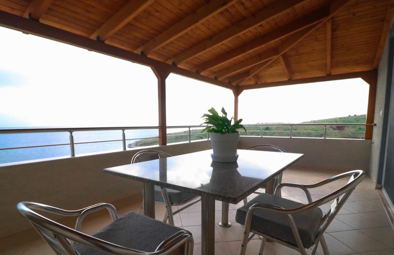Apartments Vila Roboci Saranda Kültér fotó