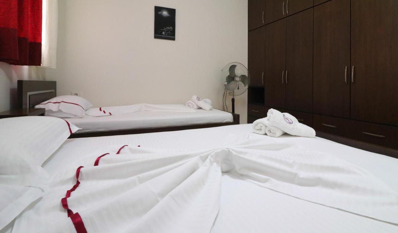 Apartments Vila Roboci Saranda Kültér fotó