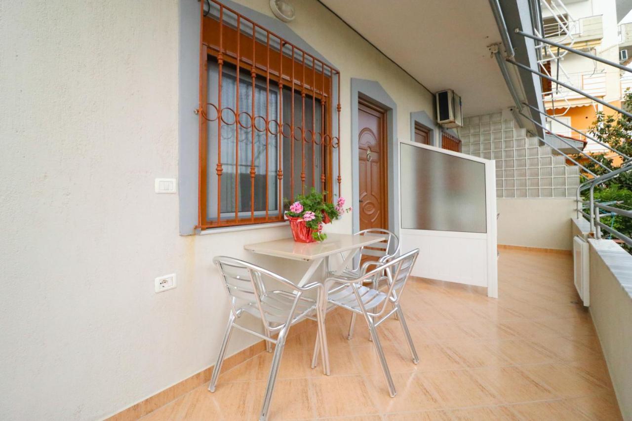 Apartments Vila Roboci Saranda Kültér fotó